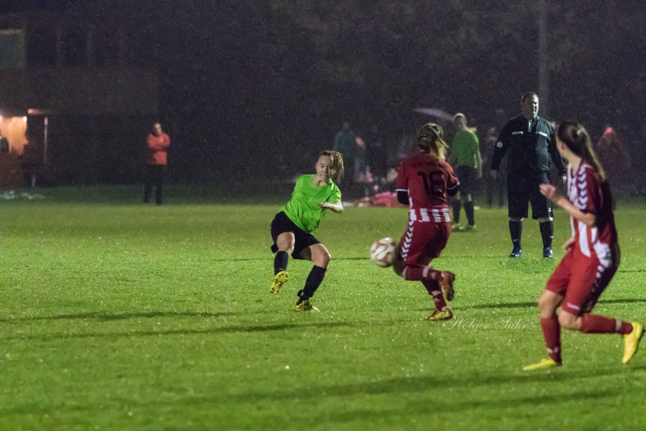 Bild 122 - B-Juniorinnen TuS Tensfeld - MTSV Olympia Neumnster : Ergebnis: 4:1